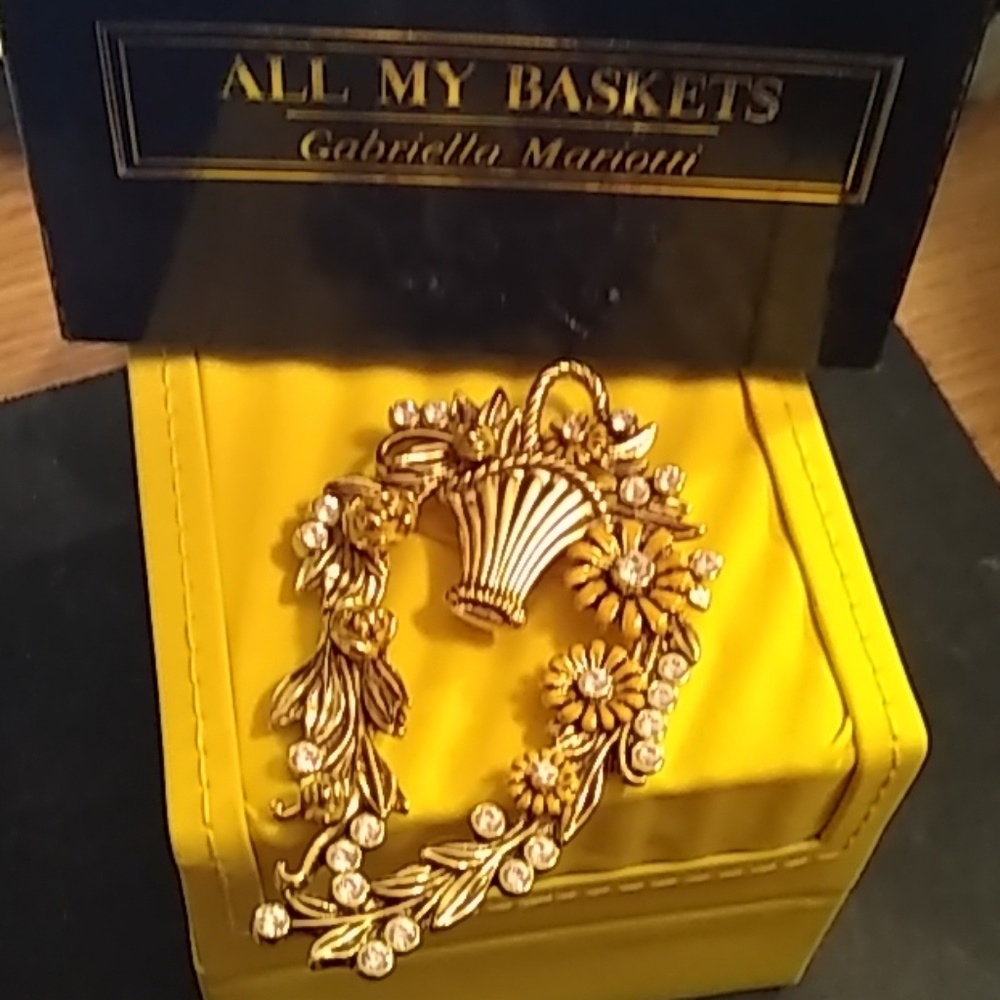All my baskets brooch